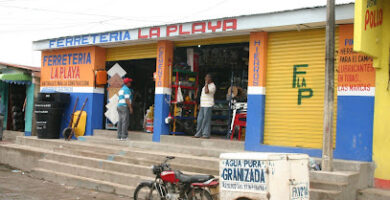 Ferreteria La Playa