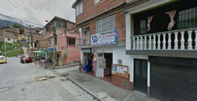 Ferreteria De La Esquina